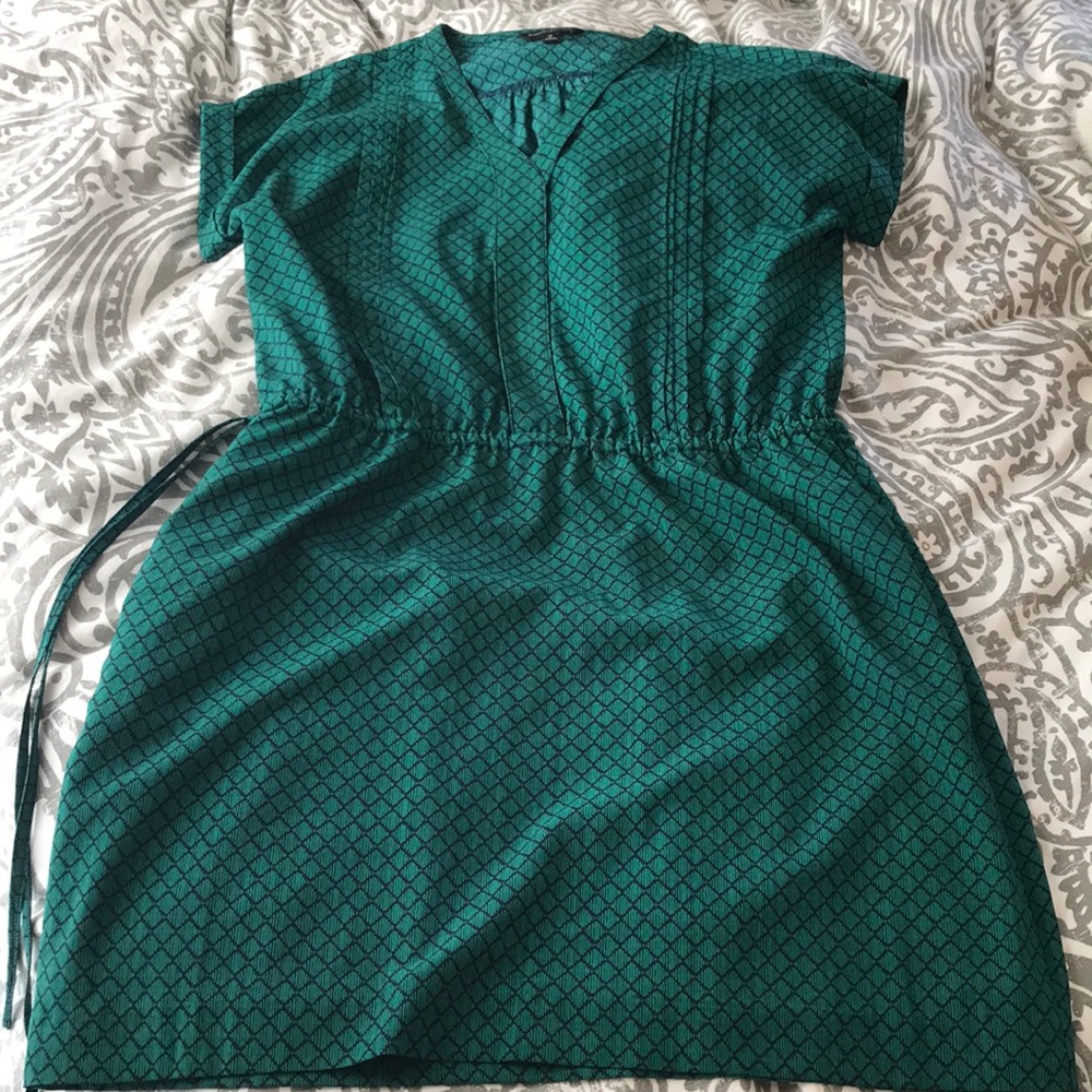 Banana republic factory green dress